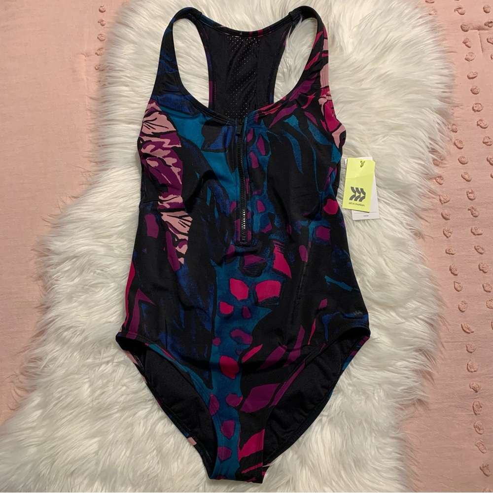 All in motion one piece zip front swimsuit Sz M 8/10